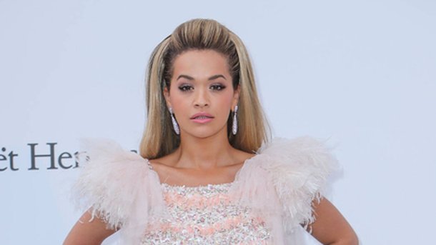 Rita Ora scénariste de films? C’est pour bientôt!
