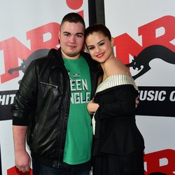 Selena Gomez à Paris: rencontre avec ses fans
