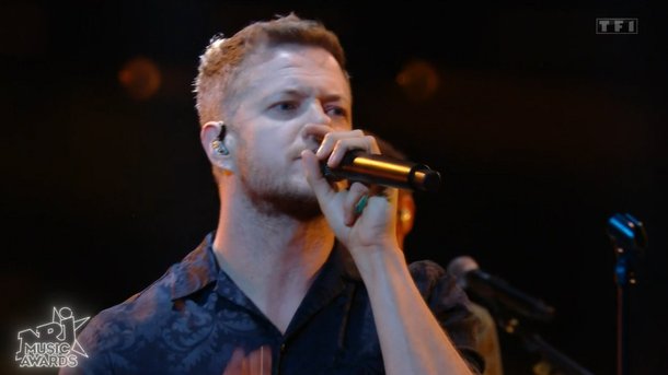 Imagine Dragons joue son titre «Wrecked»
