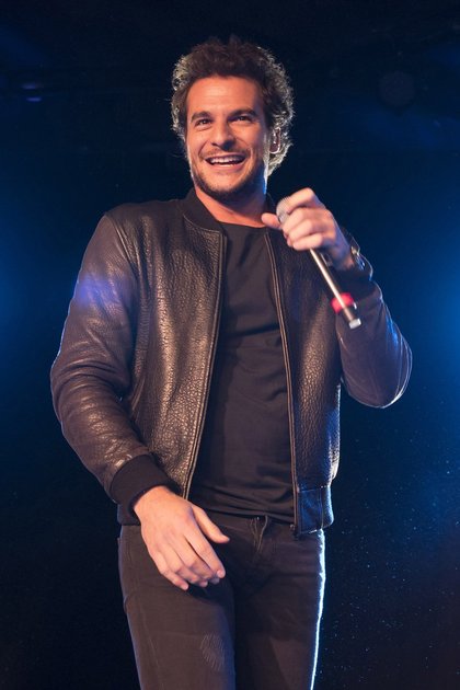 Amir - Before NRJ Music Awards 2016