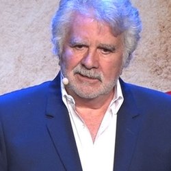 MEA Roland Magdane "Le Roi des Fous" ... un sketch prémonitoire ...
