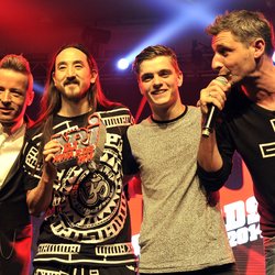 Jay Style, Steve Aoki, Martin Garrix et Kash