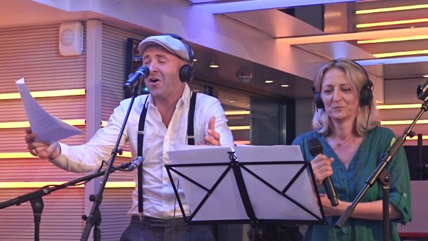 Cécile Giroud et Yann Stotz - Zemmour le musical - La Fête de la Musique sur Rire & Chansons !
