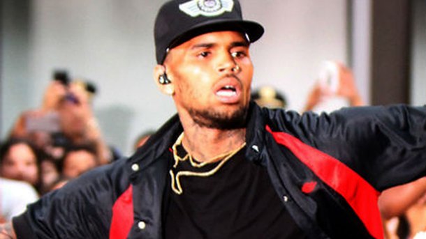 Chris Brown soigne ses accès de colère