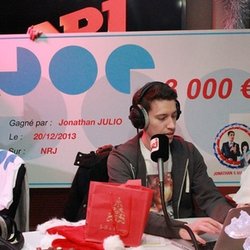 Emission du 20 décembre 2013 avec Kev Adams et l'équipe de SODA