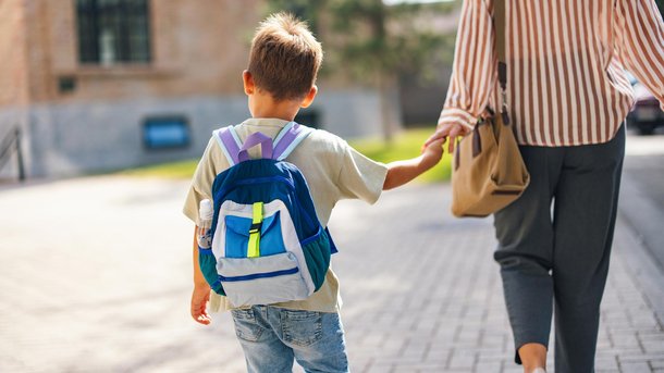 Les infos du Réveil Chérie : un élève de 5 ans exclu pour avoir prononcé le mot "nyctalope"