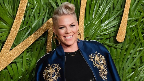 Sia, Eminem, Christina Aguilera... Les plus beaux duos de Pink