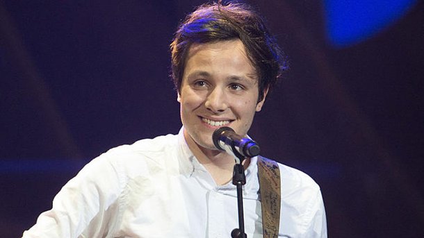 Vianney trahi en direct par son ami Nagui!