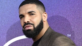 Drake: sa nouvelle coupe de cheveux fait le buzz !