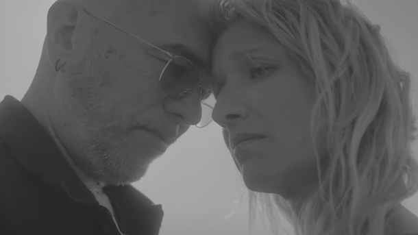Pascal Obispo - A qui dire qu'on est seul (Clip officiel)