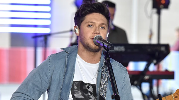 Niall Horan amoureux: les premières photos dévoilées de son couple avec Amelia Woolley!
