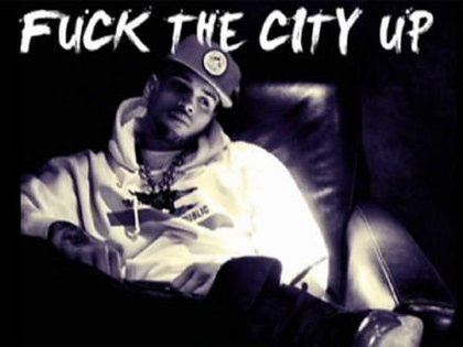 Chris Brown : découvrez son nouveau titre "Fuck the City Up".