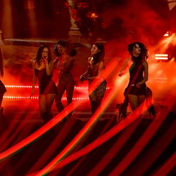 Katseye  - La Cérémonie - NRJ Music Awards 2025