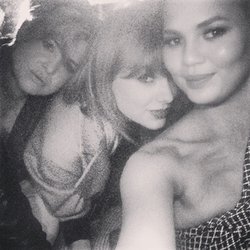 Kelly Osbourne: #GirlsNightOut @taylorswift @chrissyteigen