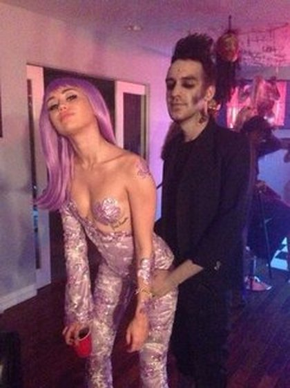  © Miley Cyrus Twitter