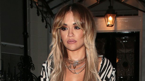 Rita Ora topless: ses vacances de rêve à Ibiza