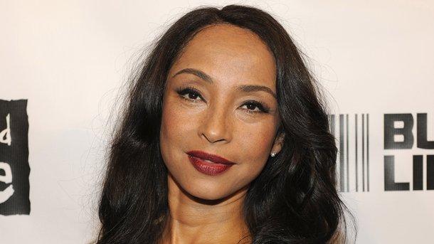 Que devient la chanteuse Sade ?