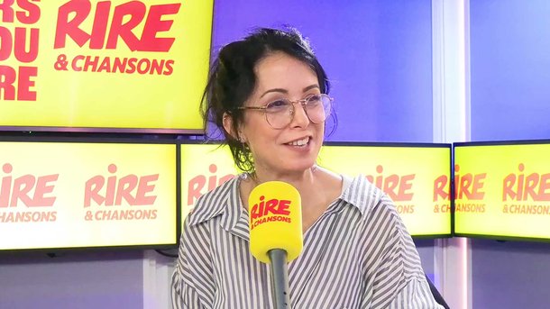 La Bajon :  Mamie retaille le costard de notre président - La drôle de minute