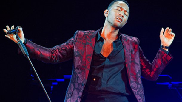 John Legend séduit ses fans français en concert à Paris
