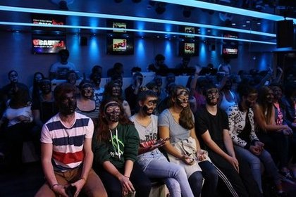Mercredi 27 Aout avec l’équipe du film BabySitting