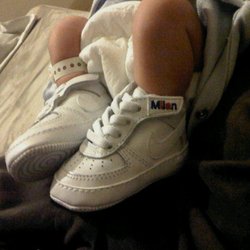 Les pieds de Milan !