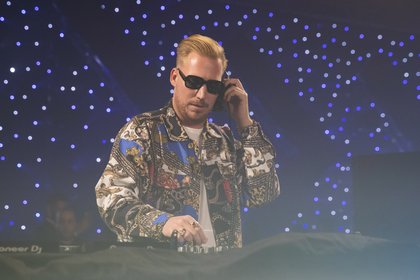 Hugel - 7ème cérémonie des NRJ DJ AWARDS