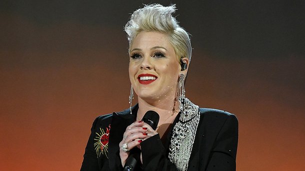 Pink: son nouveau hit «Walk Me Home» est là!