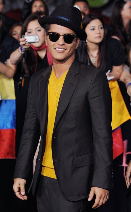 Bruno Mars : le couvre-chef, son accessoire indispensable
