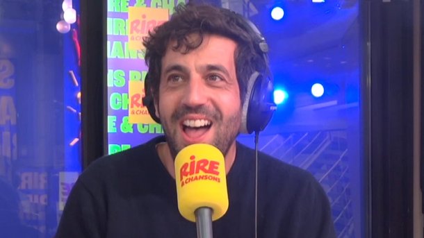 Max Boublil a eu deux animaux : Koukoutch le cochon d'inde qui est mort très vieux, et Albert la souris jaune, qu'il a perdu au cinéma ! - L’Afterwork du Rire