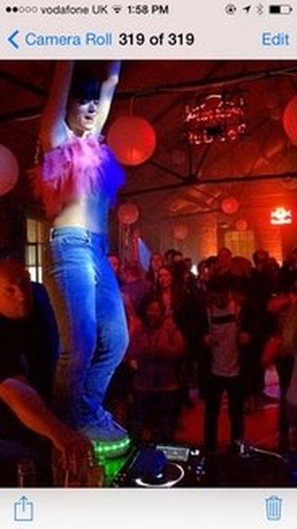 Lily Allen a toujours aimé faire la fête et même si elle est maman !