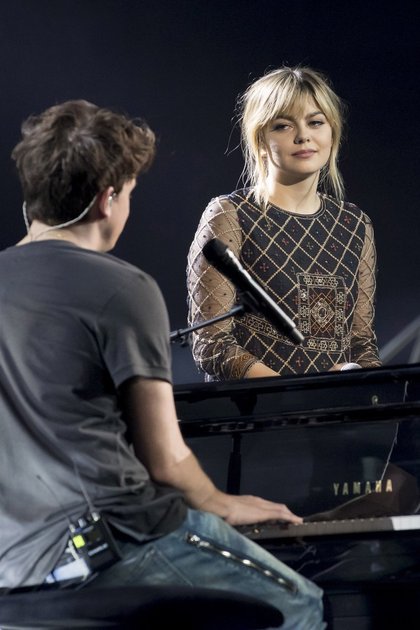 Louane et Charlie Puth - Cérémonie NRJ Music Awards 2016