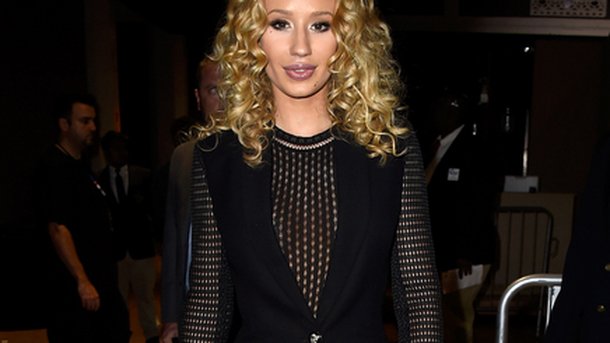 Iggy Azalea s'explique sur l'annulation de sa tournée!