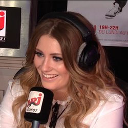Ella-Henderson-Cauet