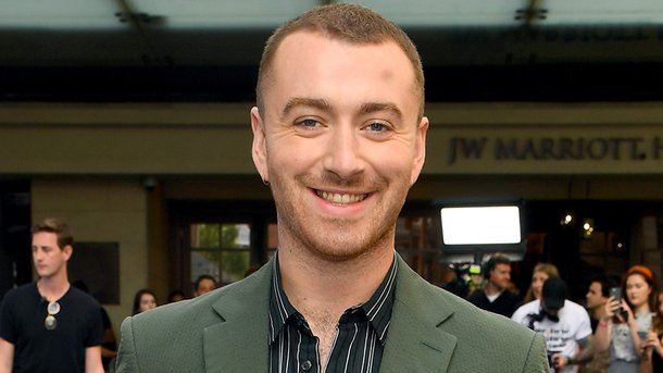 Sam Smith au bord des larmes au concert de Céline Dion