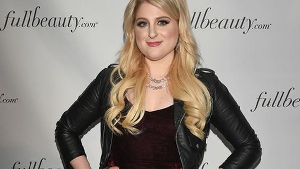 Meghan Trainor lance une ligne de maillots de bain!