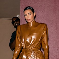 Kim Kardashian et Kanye West à la Fashion Week de Paris