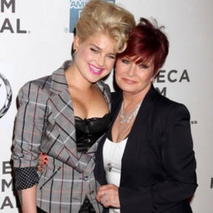 Sharon et Kelly Osbourne à la première du film God Bless Ozzy Osbourne à New York en 2011