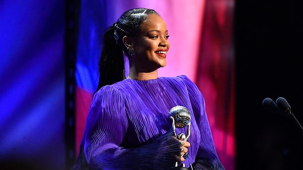 Rihanna sort un nouveau titre, Ariana Grande et Lady Gaga en duo, Justin Bieber sur Tiktok… Découvrez les bonnes nouvelles de la journée!