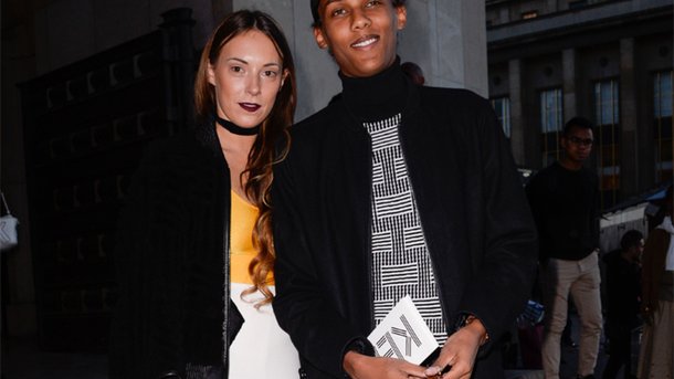 Stromae : avec sa femme pour assister au défilé Kenzo à Paris!
