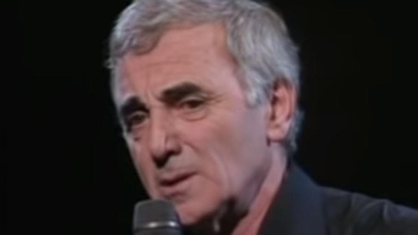Charles Aznavour - Tu t'laisses aller