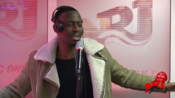 Dadju interprète "Bob Marley" dans l'Instant Live