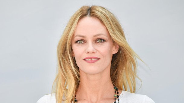 Vanessa Paradis dévoile un extrait de son nouveau single
