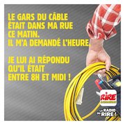 Le gars du câble m'a demandé l'heure