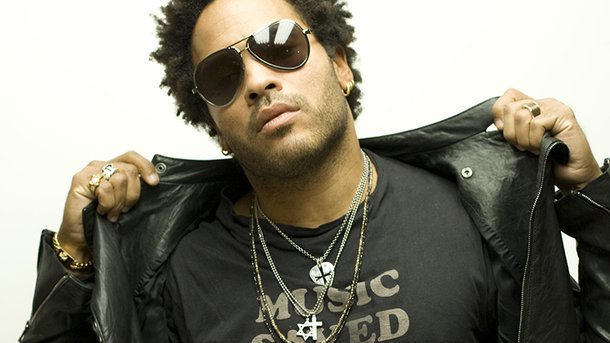 Lenny Kravitz avoue avoir porté les mêmes vêtements pendant 1 mois !