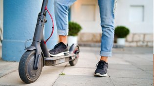 Les infos du Réveil Chérie : 1% des parents emmène leur enfants à l’école en trottinette