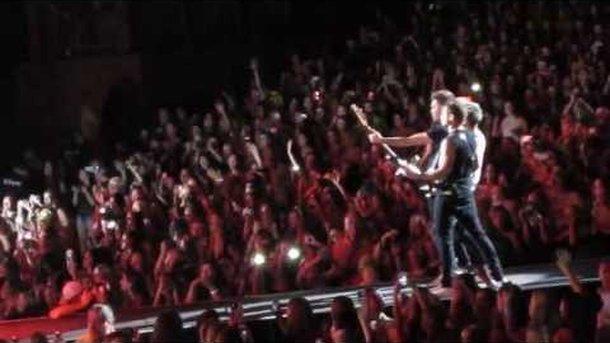 One Direction : Zayn Malik sauve Harry Styles des flammes