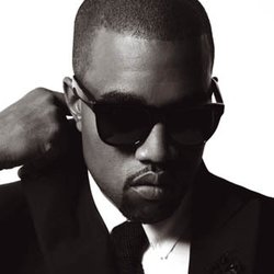 Kanye West convie 11 artistes sur son nouveau single !