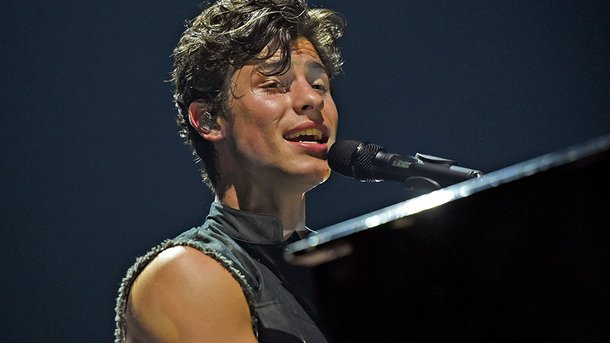 Comment Shawn Mendes a-t-il fêté ses 21 ans?