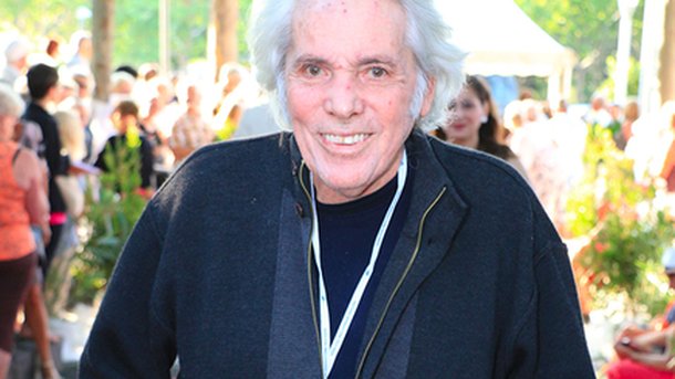Johnny Hallyday et Claude Lelouch rendent hommage au compositeur Pierre Barouh