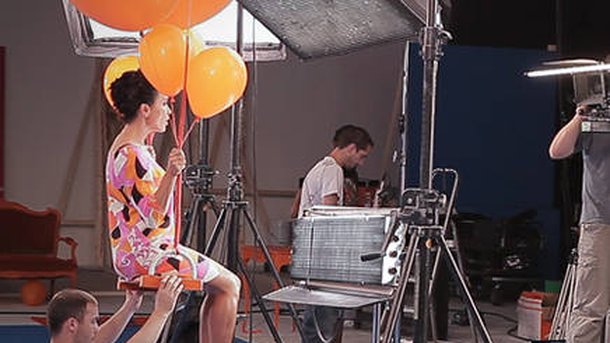 Jenifer nous plonge dans les coulisses de son clip !